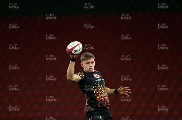 211125 - Wales Rugby Captains Run ahead of the New Zealand game tomorrow - Alex Mann during training