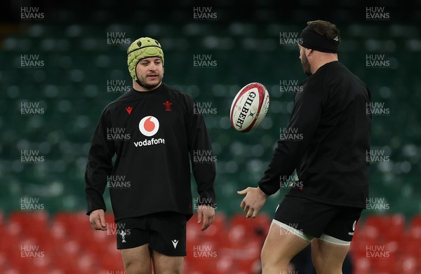 211125 - Wales Rugby Captains Run ahead of the New Zealand game tomorrow - Harri Deaves during training