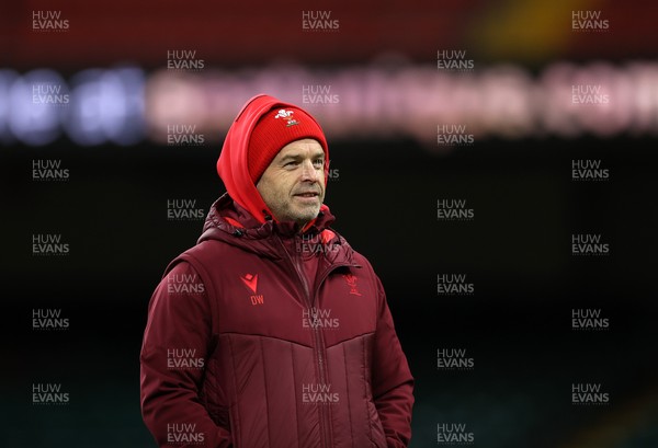 211125 - Wales Rugby Captains Run ahead of the New Zealand game tomorrow - Danny Wilson, Assistant Coach during training