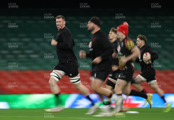 211125 - Wales Rugby Captains Run ahead of the New Zealand game tomorrow - Adam Beard during training