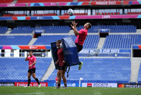 230923 - Wales Rugby Captains Run the day before their Rugby World Cup match against Australia - George North during training