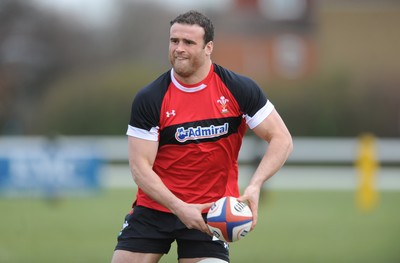 240212 - Wales Rugby Captains Run -Jamie Roberts during training