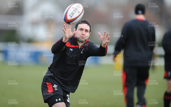 240212 - Wales Rugby Captains Run -Stephen Jones during training