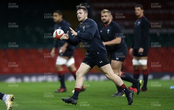 241117 - Wales Rugby Captains Run - Steff Evans during training
