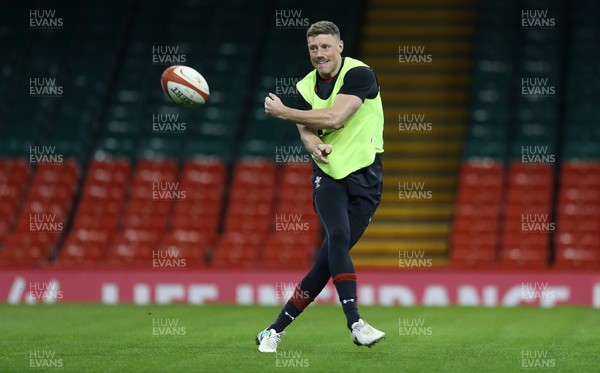 241117 - Wales Rugby Captains Run - Rhys Priestland during training