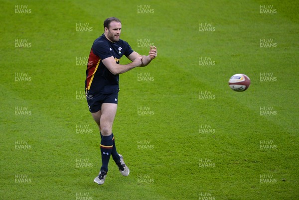 250216 - Wales Rugby Training -Jamie Roberts during training