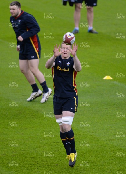 250216 - Wales Rugby Training -Bradley Davies during training