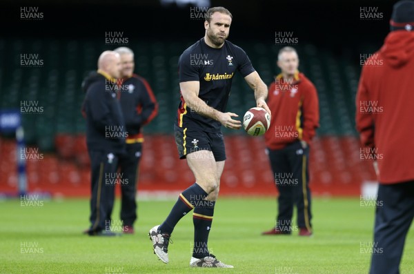 250216 - Wales Captains Run - Jamie Roberts during training