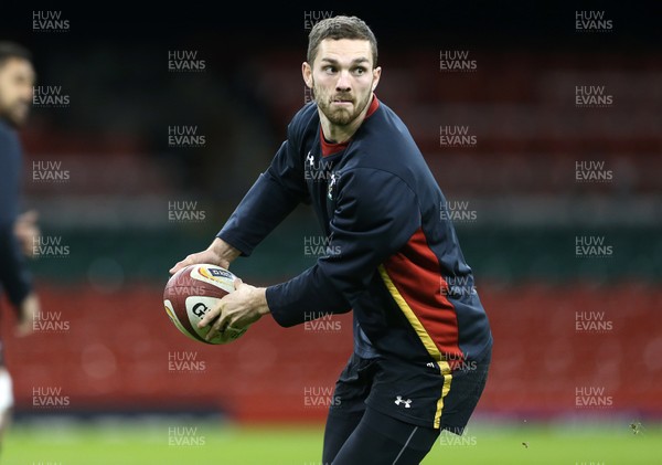 250216 - Wales Captains Run - George North during training