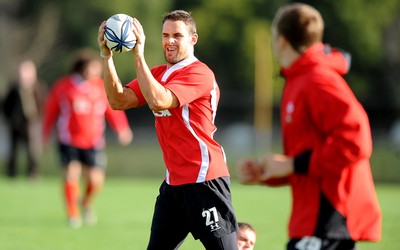 25.06.10 - Wales Rugby Training - Lee Byrne during training. 