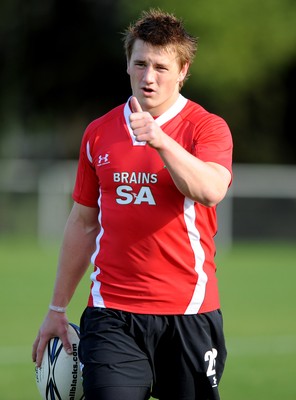 25.06.10 - Wales Rugby Training - Jonathan Davies during training. 