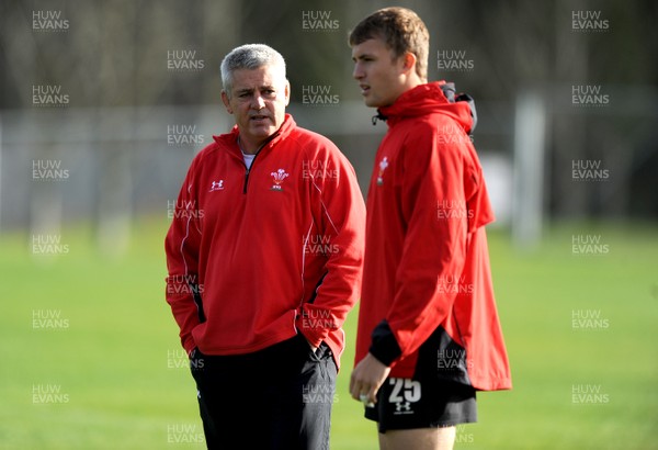 25.06.10 - Wales Rugby Training - Head coach Warren Gatland talks to Tom Prydie during training. 