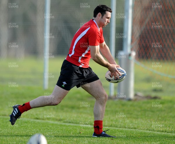 25.06.10 - Wales Rugby Training - Stephen Jones during training. 