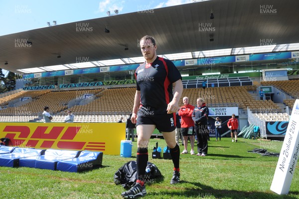 25.09.11 - Wales Rugby Captains Run - Gethin Jenkins arrives for training. 
