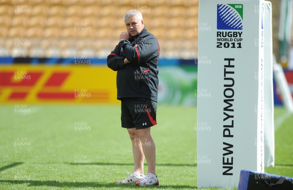 25.09.11 - Wales Rugby Captains Run - Wales head coach Warren Gatland during training. 