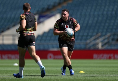 260626 - Wales Rugby Captains Run at Twickenham ahead of their game against the Barbarians tomorrow - Ben Warren during training