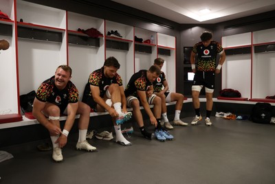 260626 - Wales Rugby Captains Run at Twickenham ahead of their game against the Barbarians tomorrow - Dewi Lake in the dressing room