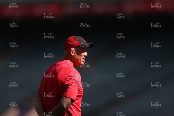 260626 - Wales Rugby Captains Run at Twickenham ahead of their game against the Barbarians tomorrow - Scrum Coach Paul James
