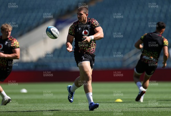 260626 - Wales Rugby Captains Run at Twickenham ahead of their game against the Barbarians tomorrow - Joe Hawkins during training