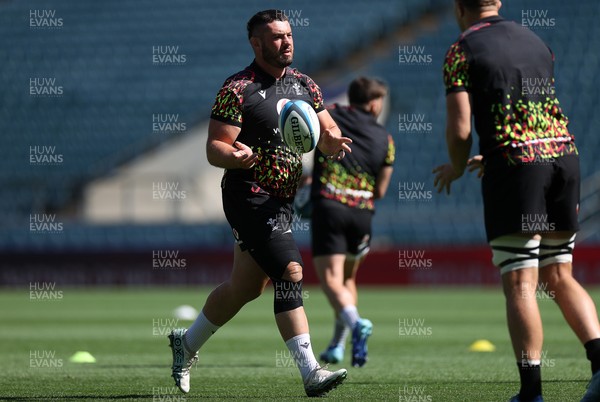260626 - Wales Rugby Captains Run at Twickenham ahead of their game against the Barbarians tomorrow - Gareth Thomas during training