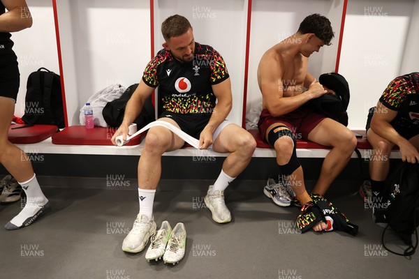 260626 - Wales Rugby Captains Run at Twickenham ahead of their game against the Barbarians tomorrow - Harrison Keddie during training