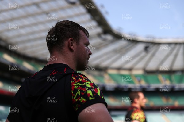 260626 - Wales Rugby Captains Run at Twickenham ahead of their game against the Barbarians tomorrow - Dewi Lake during training