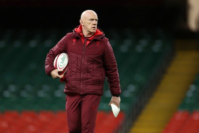 281125 - Wales Rugby Captains Run ahead of their game against South Africa - Steve Tandy, Head Coach during training