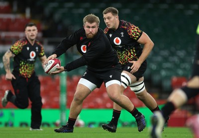 281125 - Wales Rugby Captains Run ahead of their game against South Africa - Garyn Phillips during training