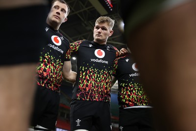 281125 - Wales Rugby Captains Run ahead of their game against South Africa - Taine Plumtree during training