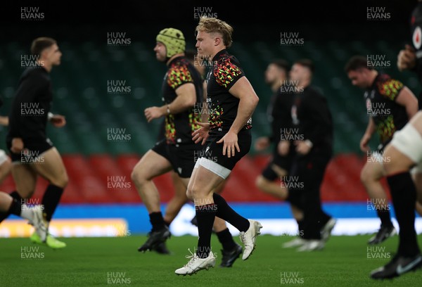 281125 - Wales Rugby Captains Run ahead of their game against South Africa - Blair Murray during training