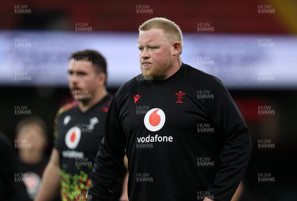 281125 - Wales Rugby Captains Run ahead of their game against South Africa - Keiron Assiratti during training
