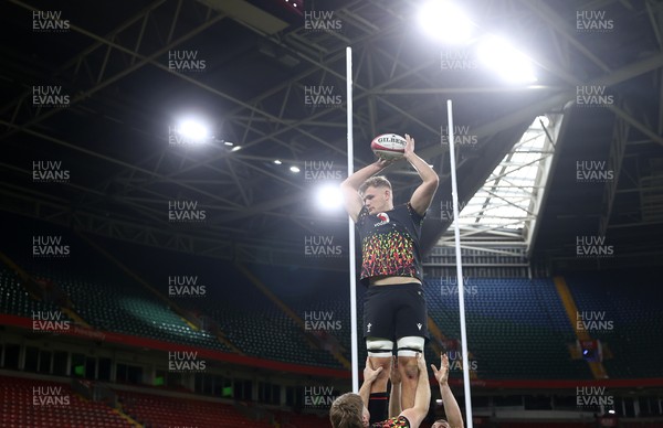 281125 - Wales Rugby Captains Run ahead of their game against South Africa - Taine Plumtree during training