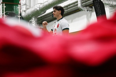 261026 - First Day Of Wales Camp BTS - Che Hope