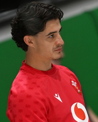 261026 - First Day Of Wales Camp BTS - Che Hope