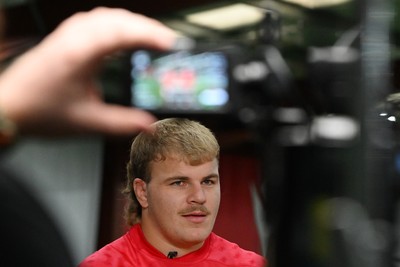 261026 - First Day Of Wales Camp BTS - Archie Griffin
