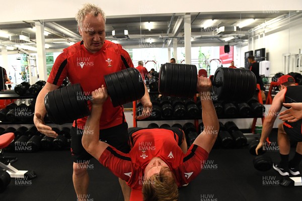 021121 - Wales Rugby Gym Session - Paul Stridgeon and Nick Tompkins during a gym session