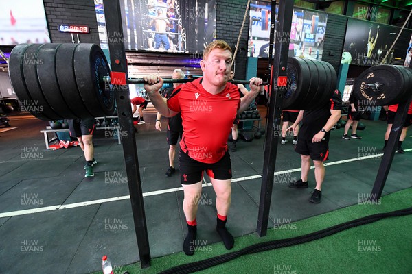 040722 - Wales Rugby Gym Session - Rhys Carre during a weights session