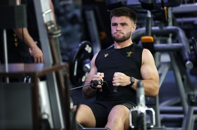 080725 - Wales Rugby Gym Session in the final week of their tour to Japan - Joe Roberts