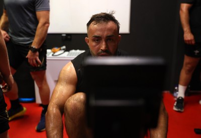 130625 - Picture shows the Welsh Rugby team during extreme heat training, where the air temperature was 388 degrees celsius and 857 humidity - Liam Belcher during training