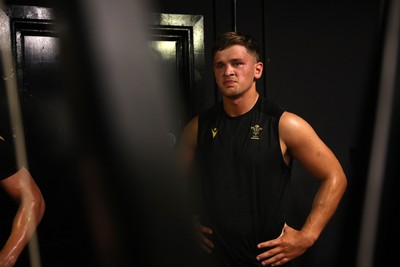 130625 - Picture shows the Welsh Rugby team during extreme heat training, where the air temperature was 388 degrees celsius and 857 humidity - Alex Mann during training