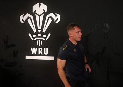 130625 - Picture shows the Welsh Rugby team during extreme heat training, where the air temperature was 388 degrees celsius and 857 humidity - Sam Costelow during training
