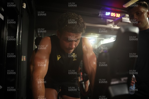 130625 - Picture shows the Welsh Rugby team during extreme heat training, where the air temperature was 388 degrees celsius and 857 humidity - Kieran Hardy during training
