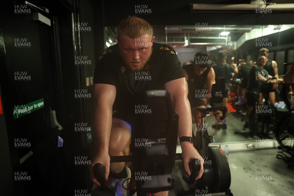 130625 - Picture shows the Welsh Rugby team during extreme heat training, where the air temperature was 388 degrees celsius and 857 humidity - Keiron Assiratti during training
