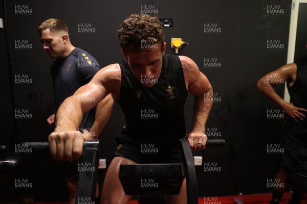 130625 - Picture shows the Welsh Rugby team during extreme heat training, where the air temperature was 388 degrees celsius and 857 humidity - Kieran Hardy during training