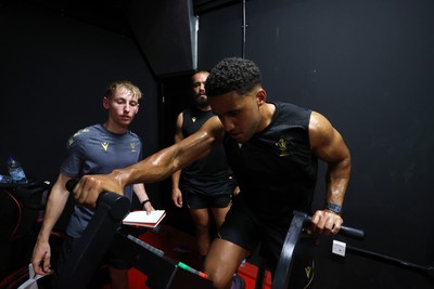 230625 - Wales Rugby Training in the heat chamber - Keelan Giles during training