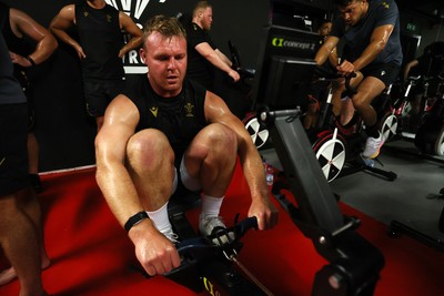 230625 - Wales Rugby Training in the heat chamber - Dewi Lake during training