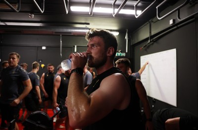 230625 - Wales Rugby Training in the heat chamber - James Ratti during training