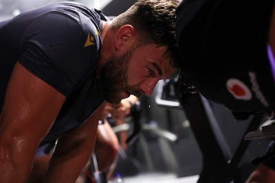 230625 - Wales Rugby Training in the heat chamber - Johnny Williams during training