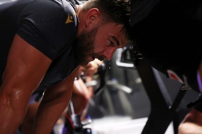 230625 - Wales Rugby Training in the heat chamber - Johnny Williams during training