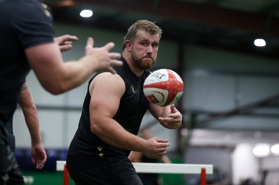 230625 - Wales Rugby Training in the heat chamber - Garyn Phillips during training